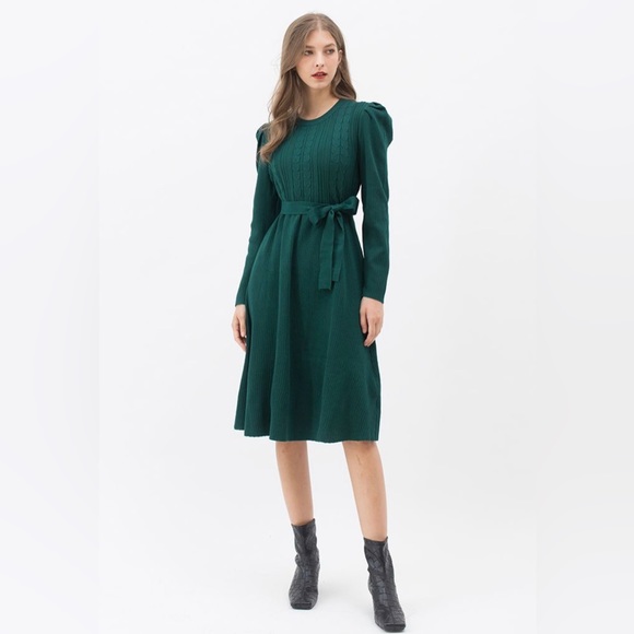 HOST PICK⭐️BRAID KNIT GIGOT SLEEVE MIDI DRESS IN DARK GREEN - Picture 2 of 11